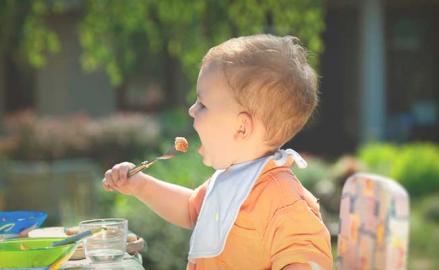 Cómo lograr una alimentación saludable de tu niño